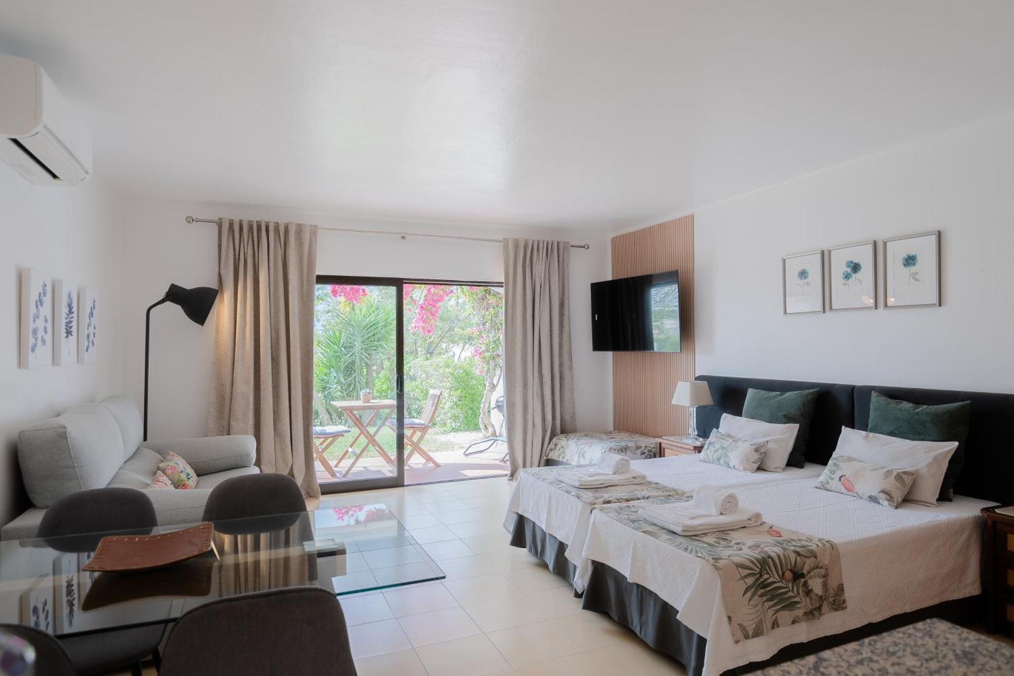 Seacoast Retreat With Pool And Beach Access By Drago Rentals Albufeira Exterior foto